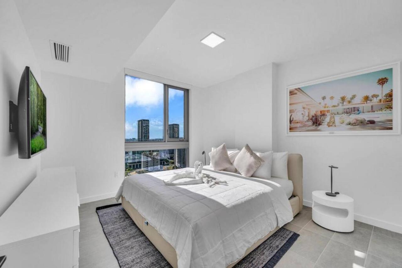 Modern 1 Bed Condo Across From Bayside In Downtown Miami Exterior foto